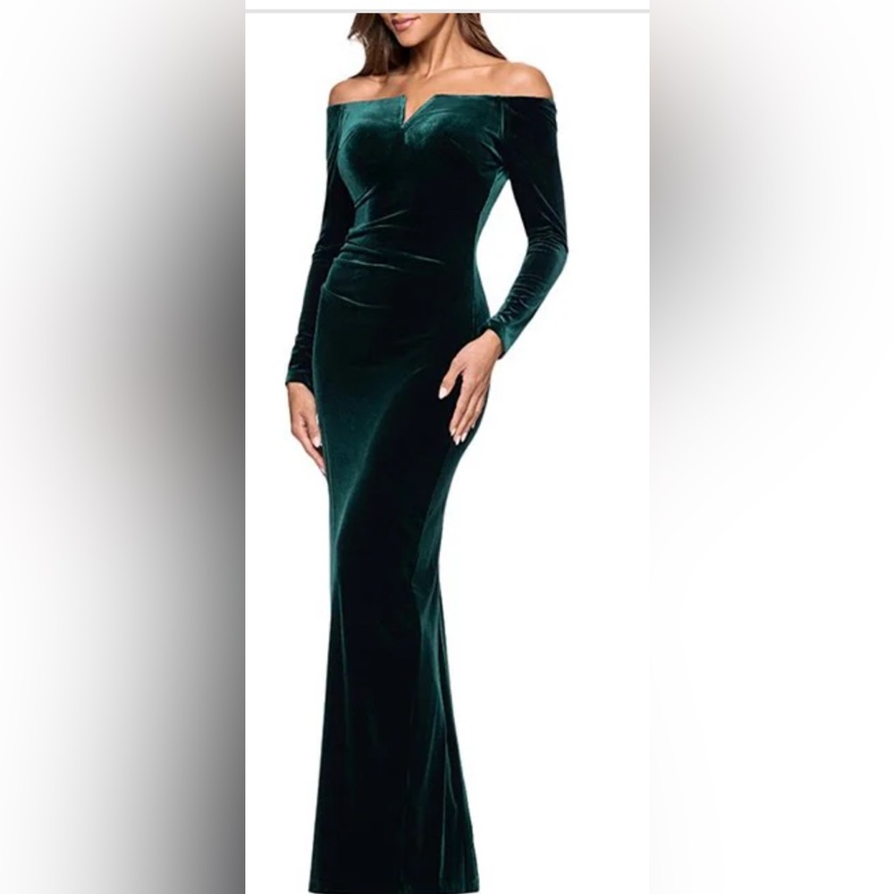 Xscape Emerald Green Long Sleeve Dress